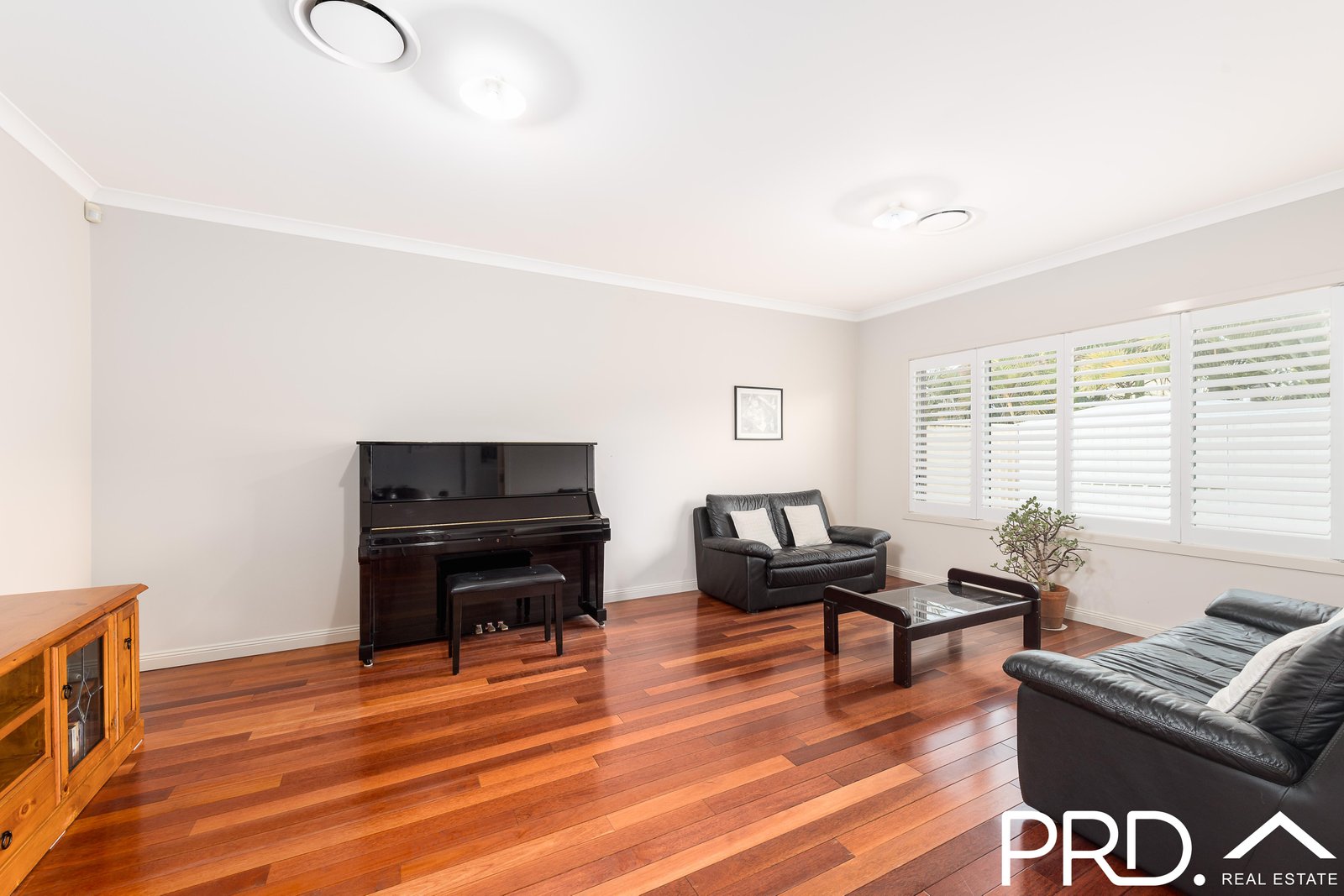 12 Kenneth Avenue PANANIA 5