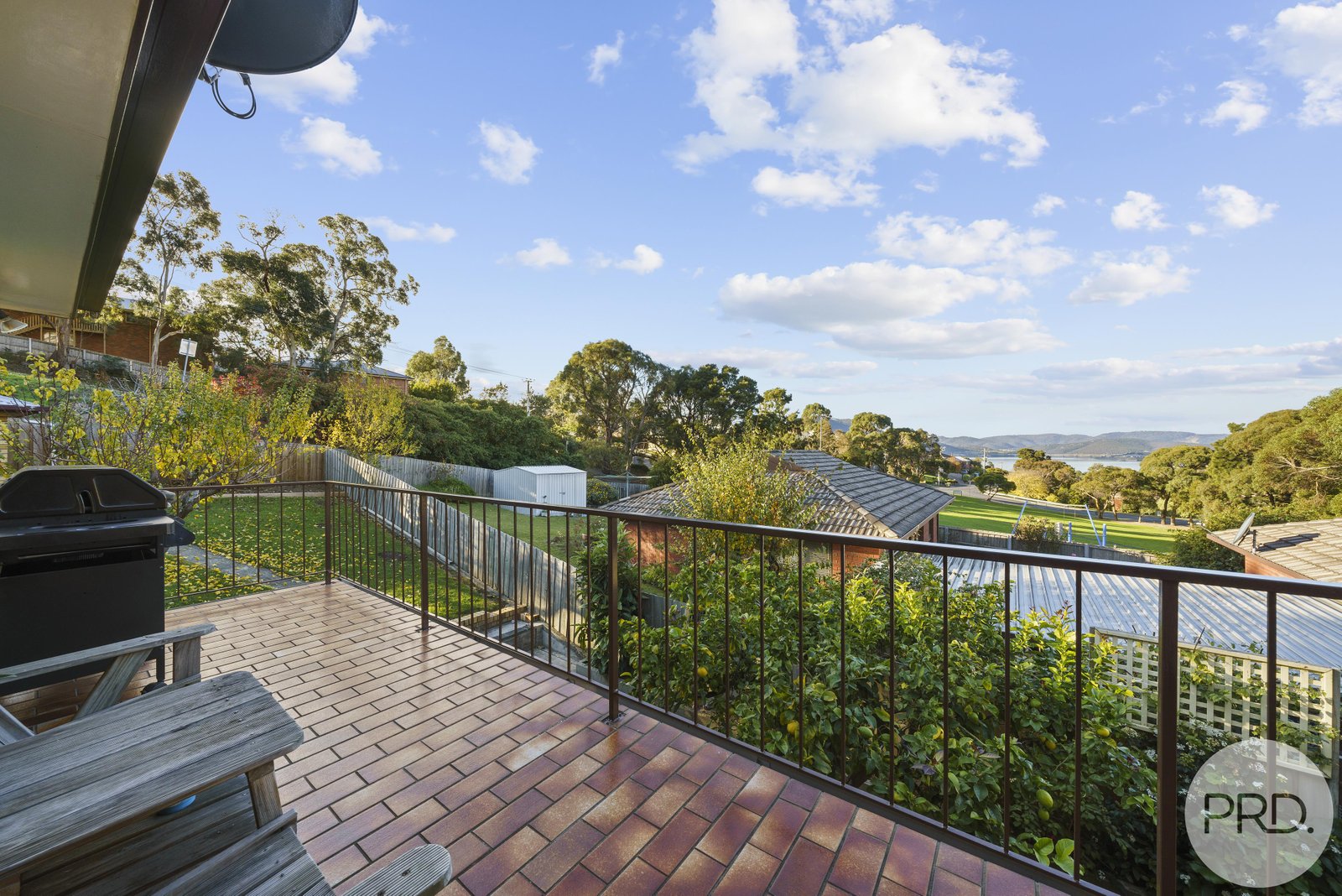 12 Kilander Crescent BERRIEDALE 6