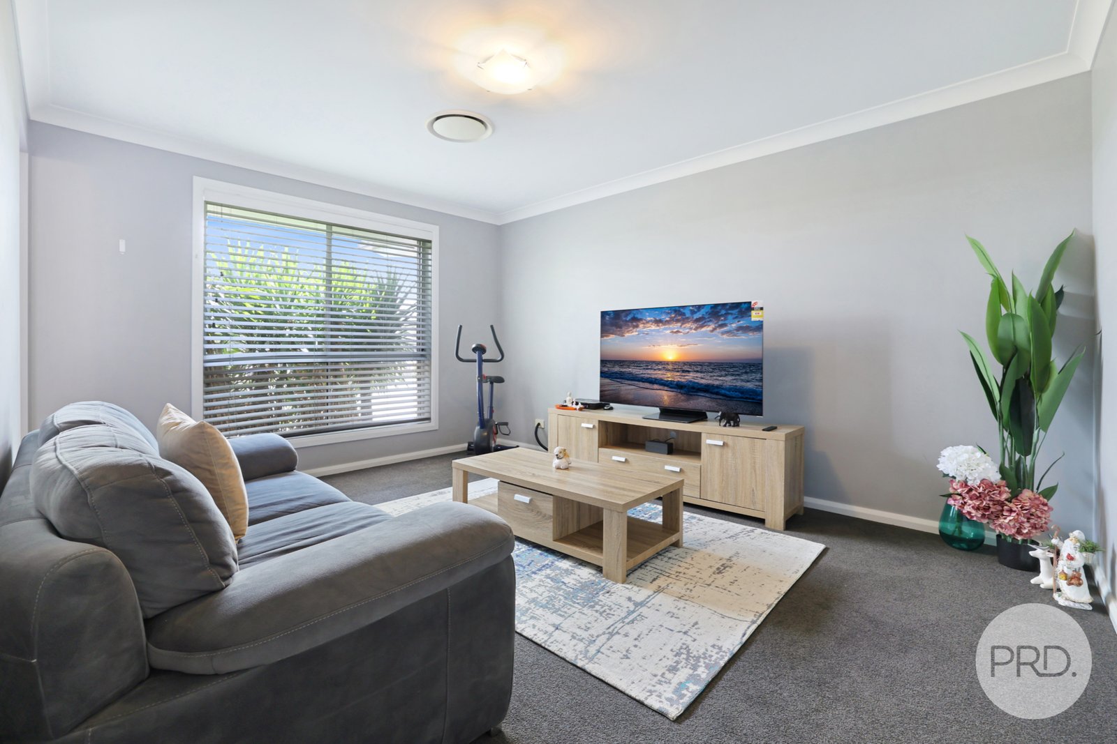 12 Kingham Street TAMWORTH 3