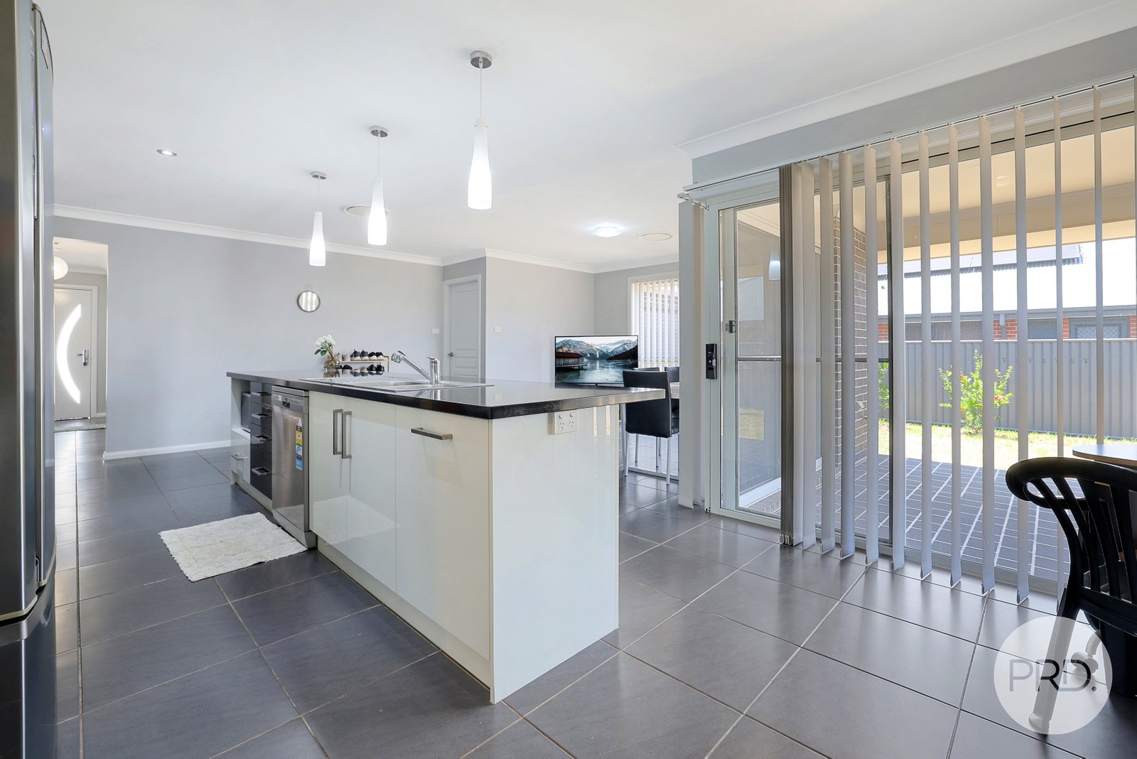 12 Kingham Street TAMWORTH 10