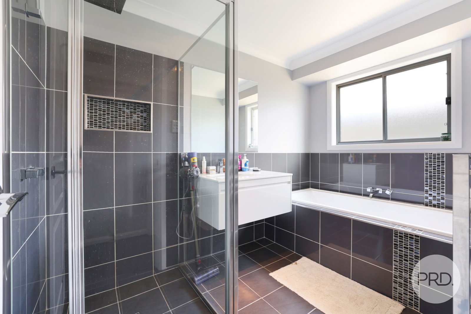 12 Kingham Street TAMWORTH 14