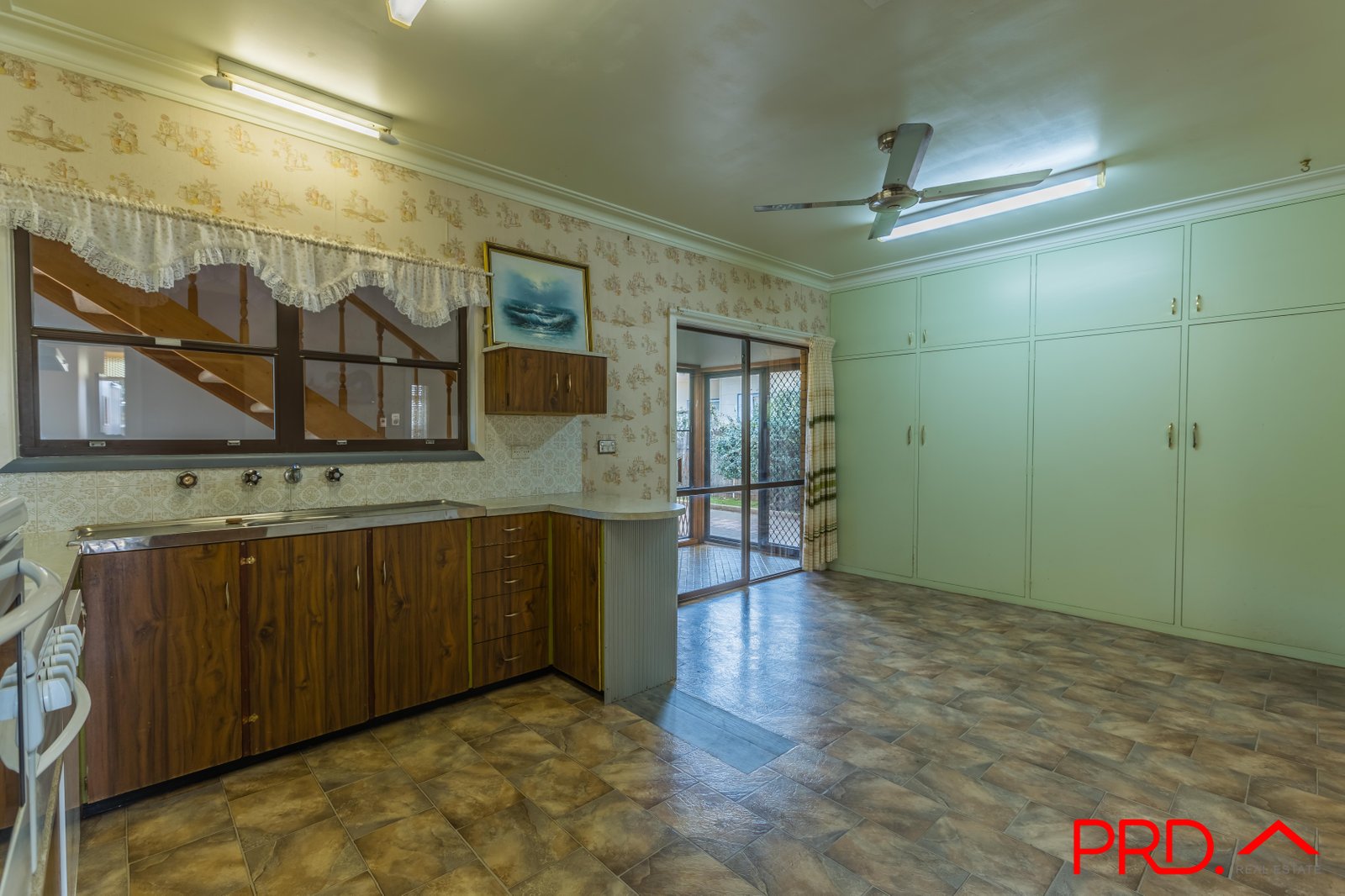 12 Kurrawan Street SOUTH TAMWORTH 4