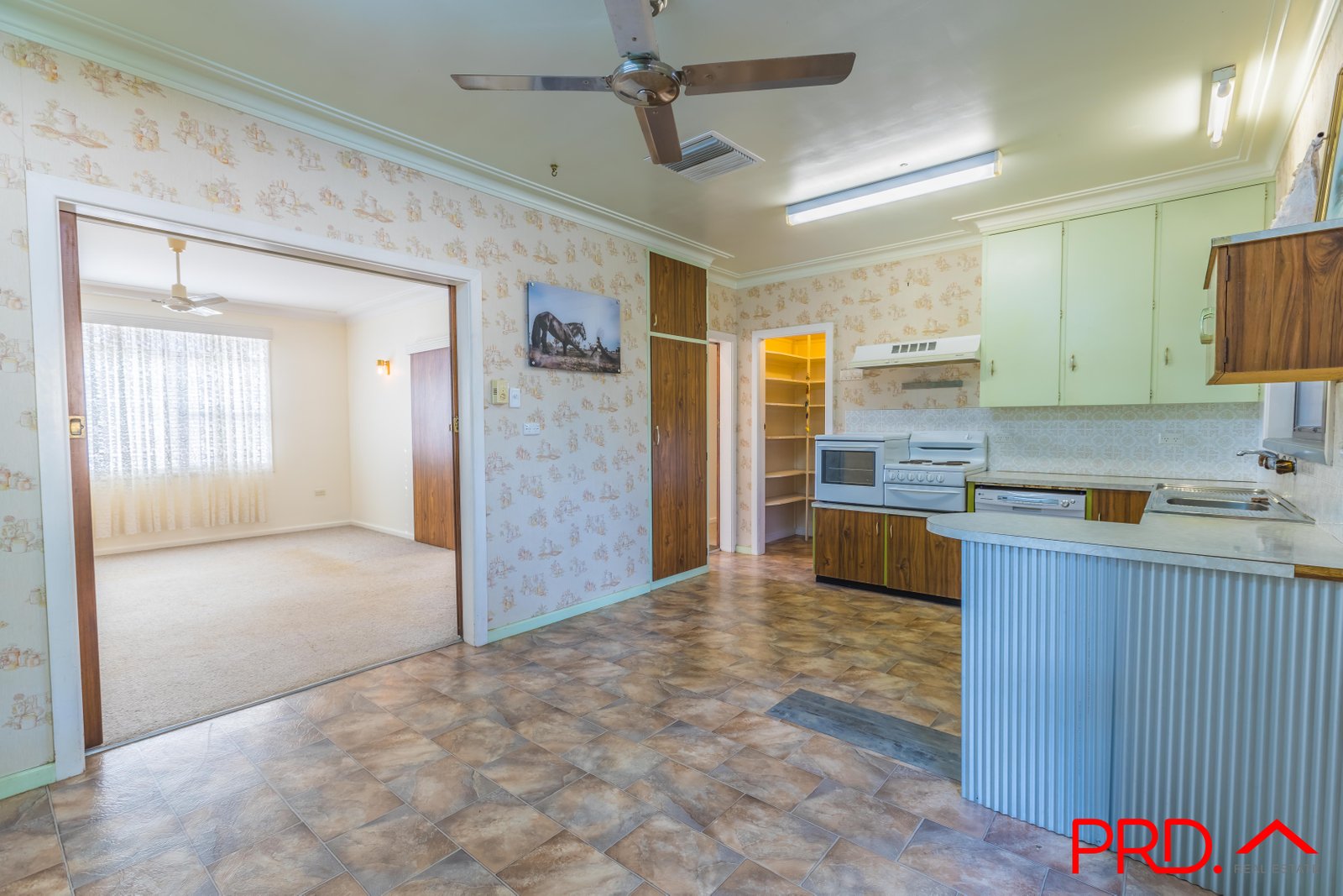 12 Kurrawan Street SOUTH TAMWORTH 5