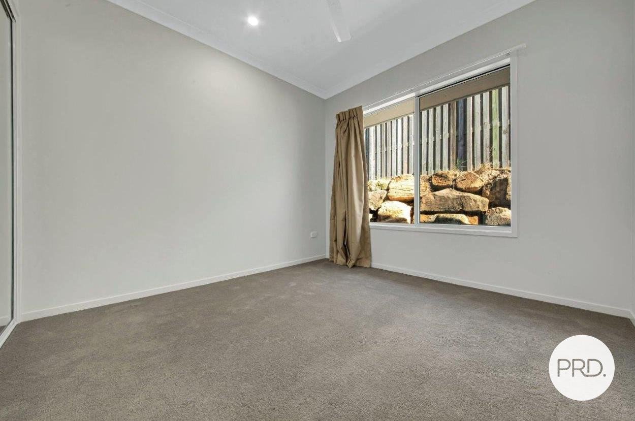 12 Kurwongbah Street BOYNE ISLAND 8