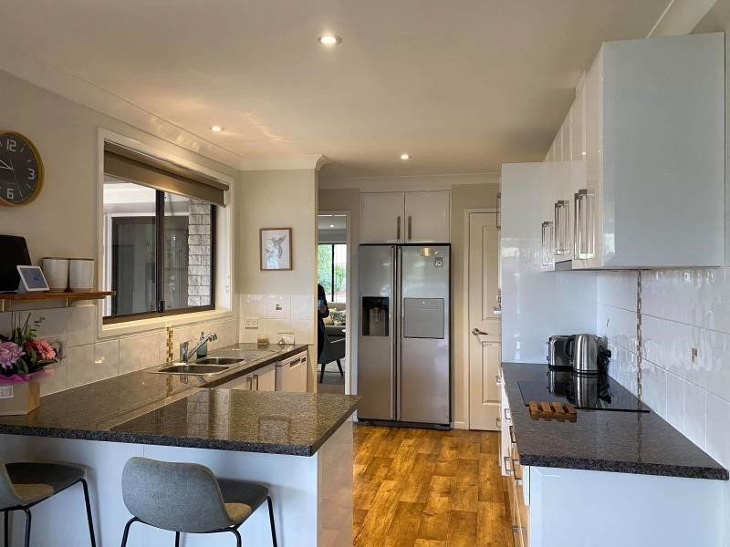 12 Kyooma Street TAMWORTH 3