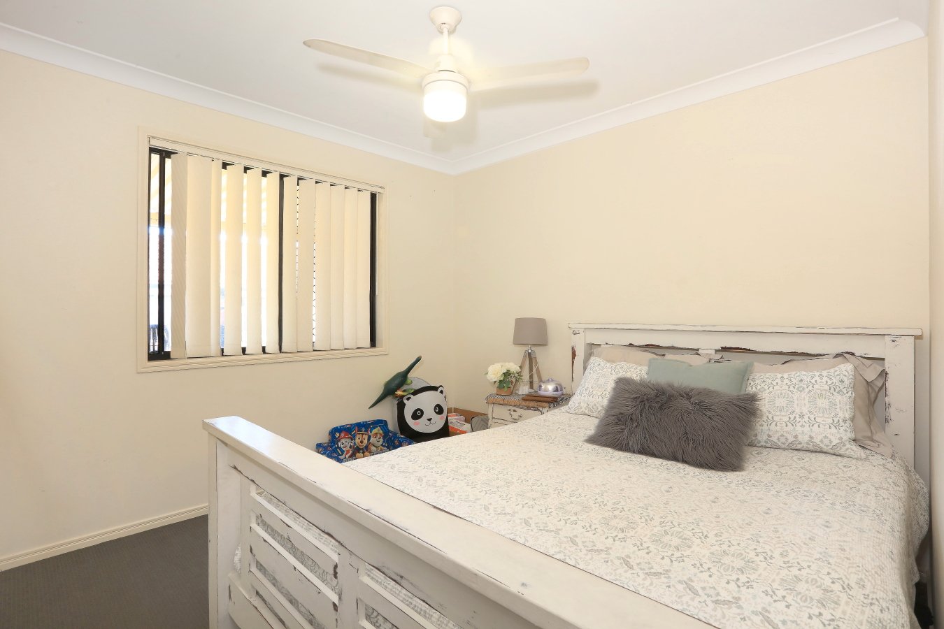 12 Lauren Grove UPPER COOMERA 11