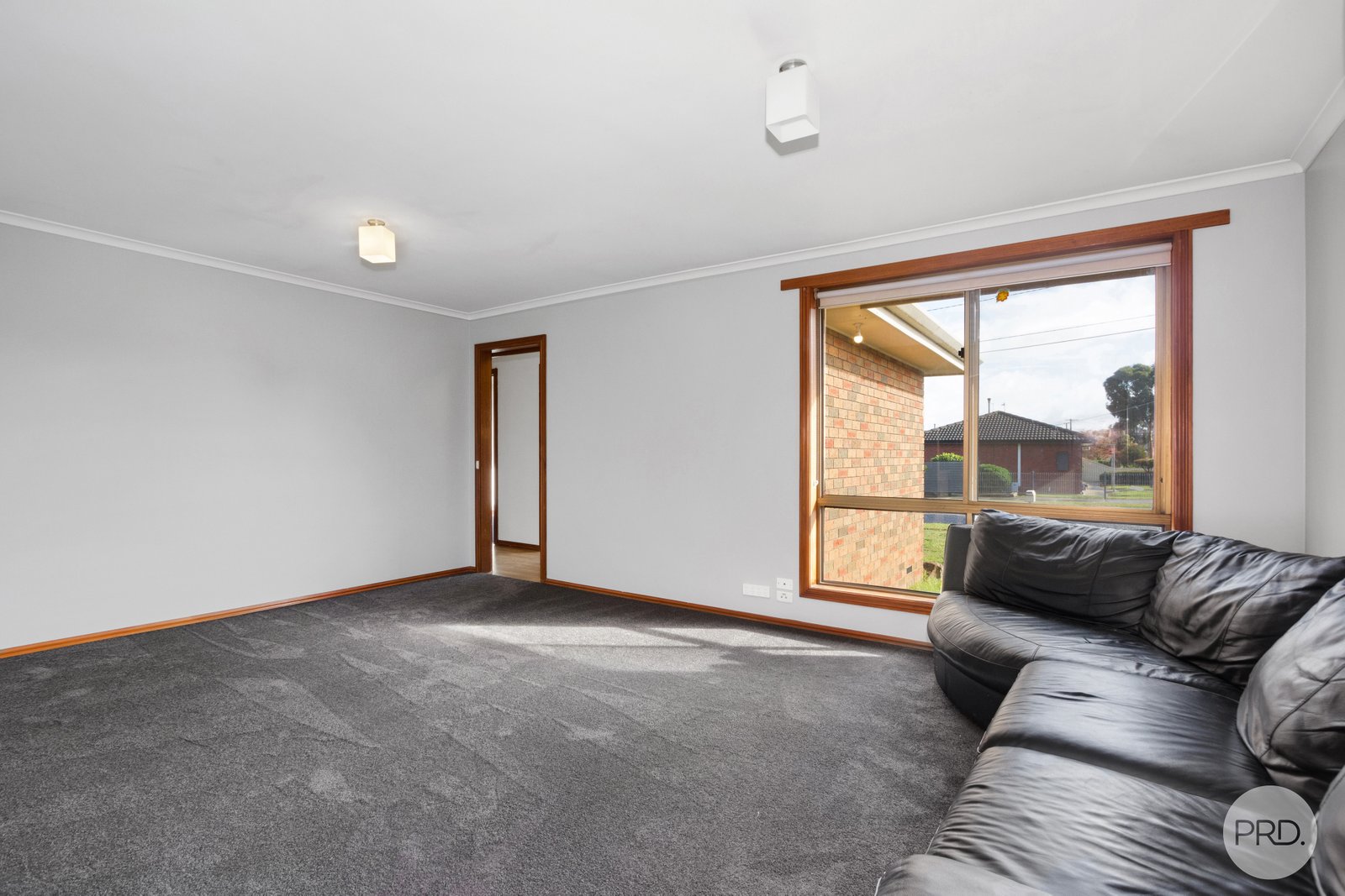 12 Lawrence Street SEBASTOPOL 4