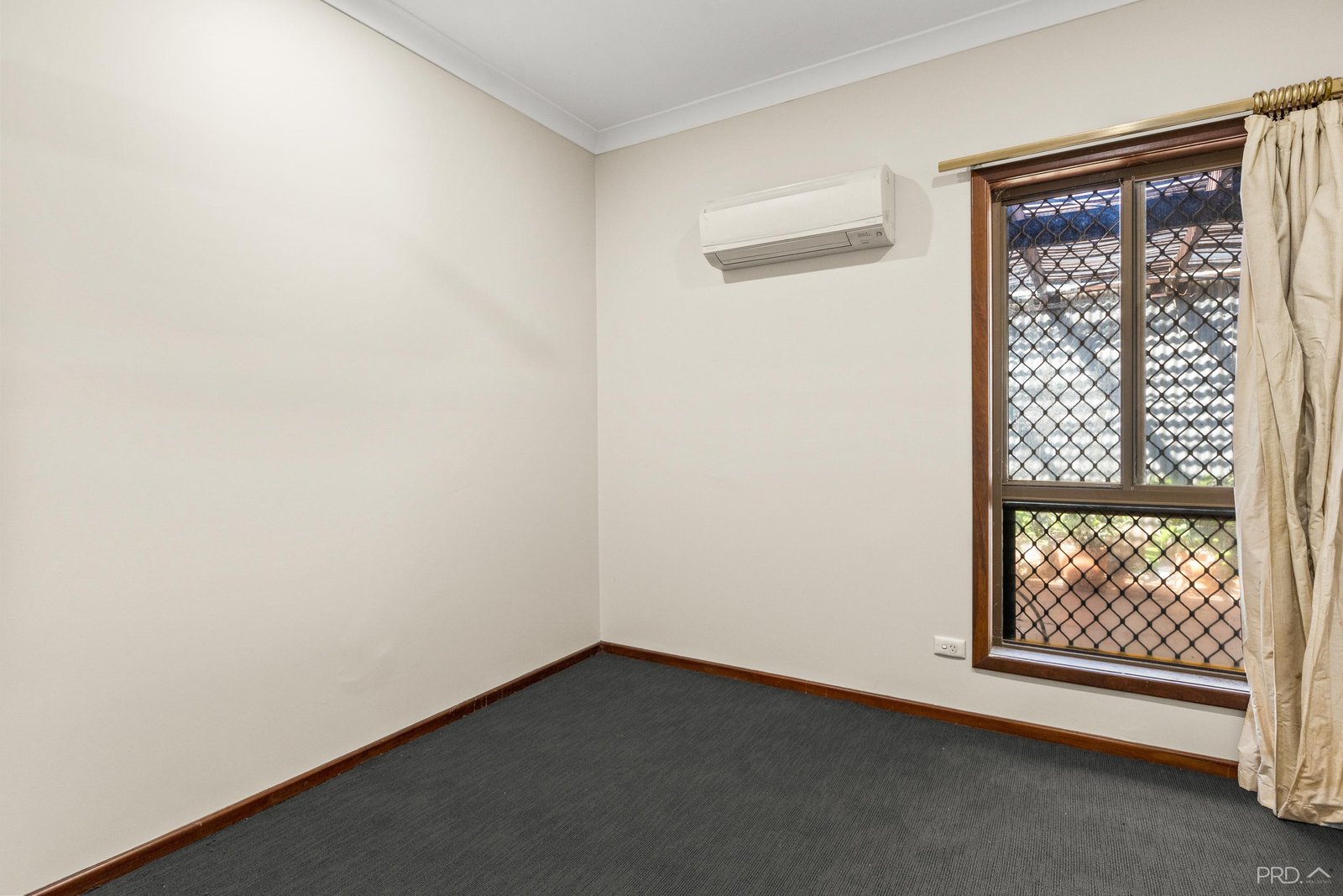 12 Lee Court CABLE BEACH 14