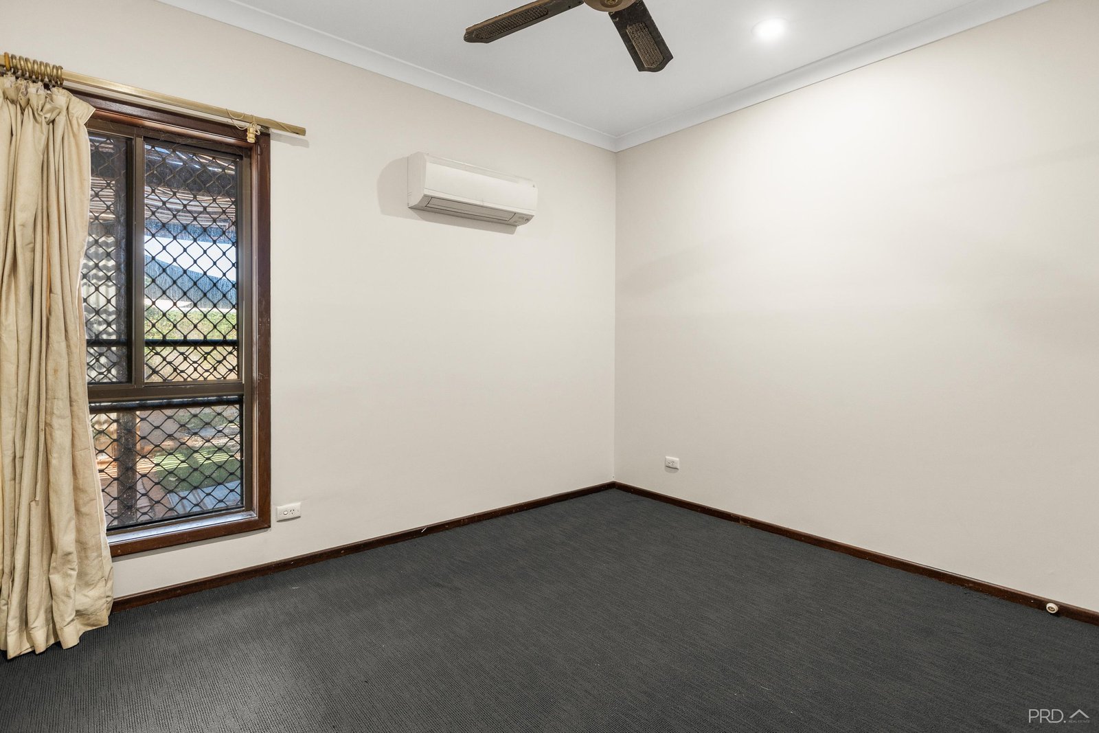 12 Lee Court CABLE BEACH 15