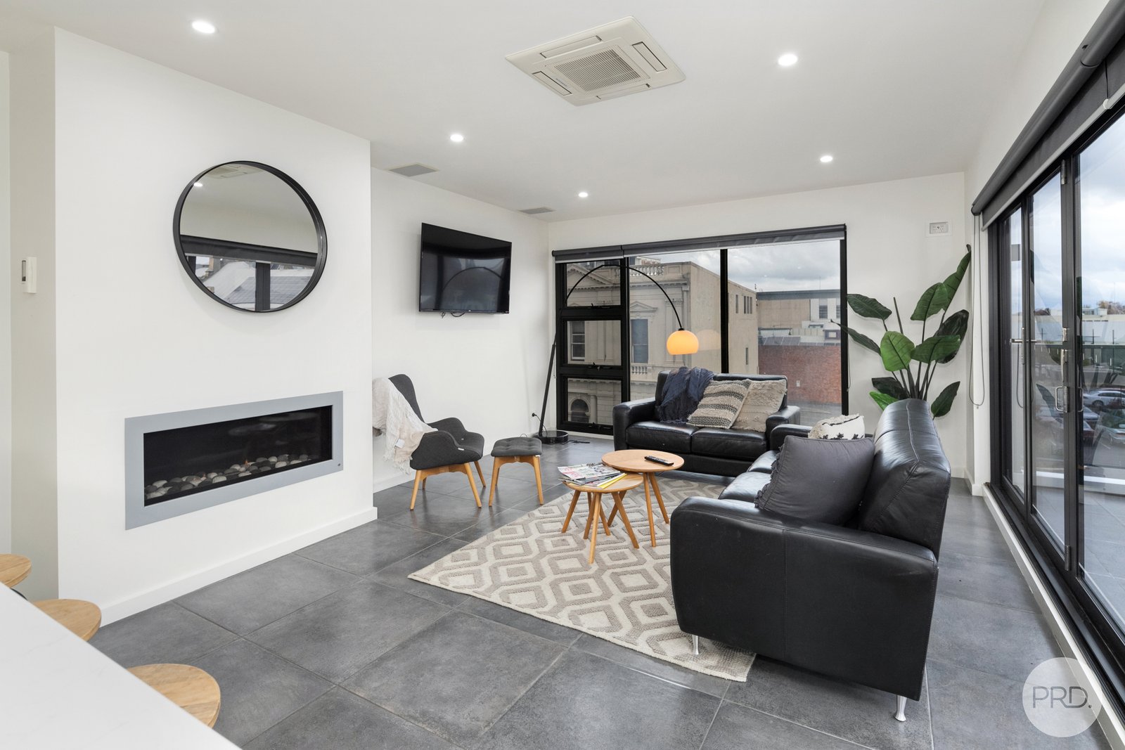 12 Lewis Street BALLARAT CENTRAL 3