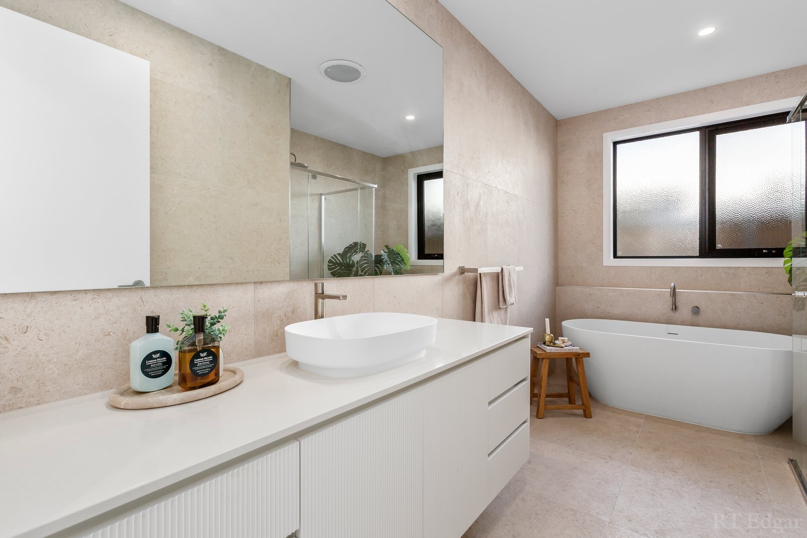 Real Estate and Property in 12 Limestone Way, Ocean Grove, VIC