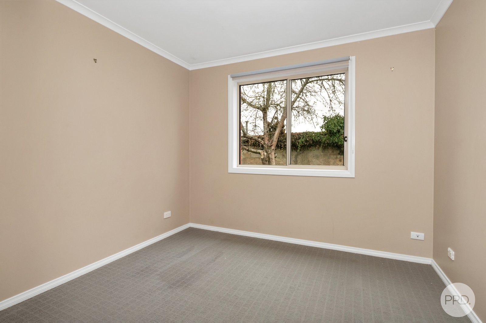 12 Linaker Lane CANADIAN 9