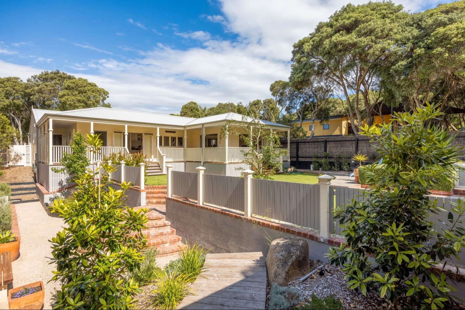 Real Estate and Property in 12 Lind Avenue, Rye, VIC
