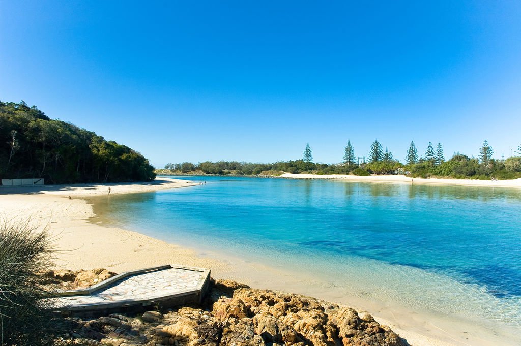 12 Ling Place PALM BEACH 16