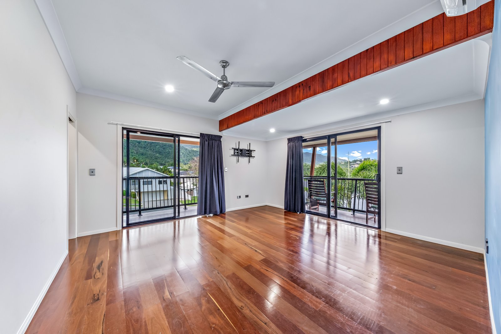 12 Links Drive CANNONVALE 6