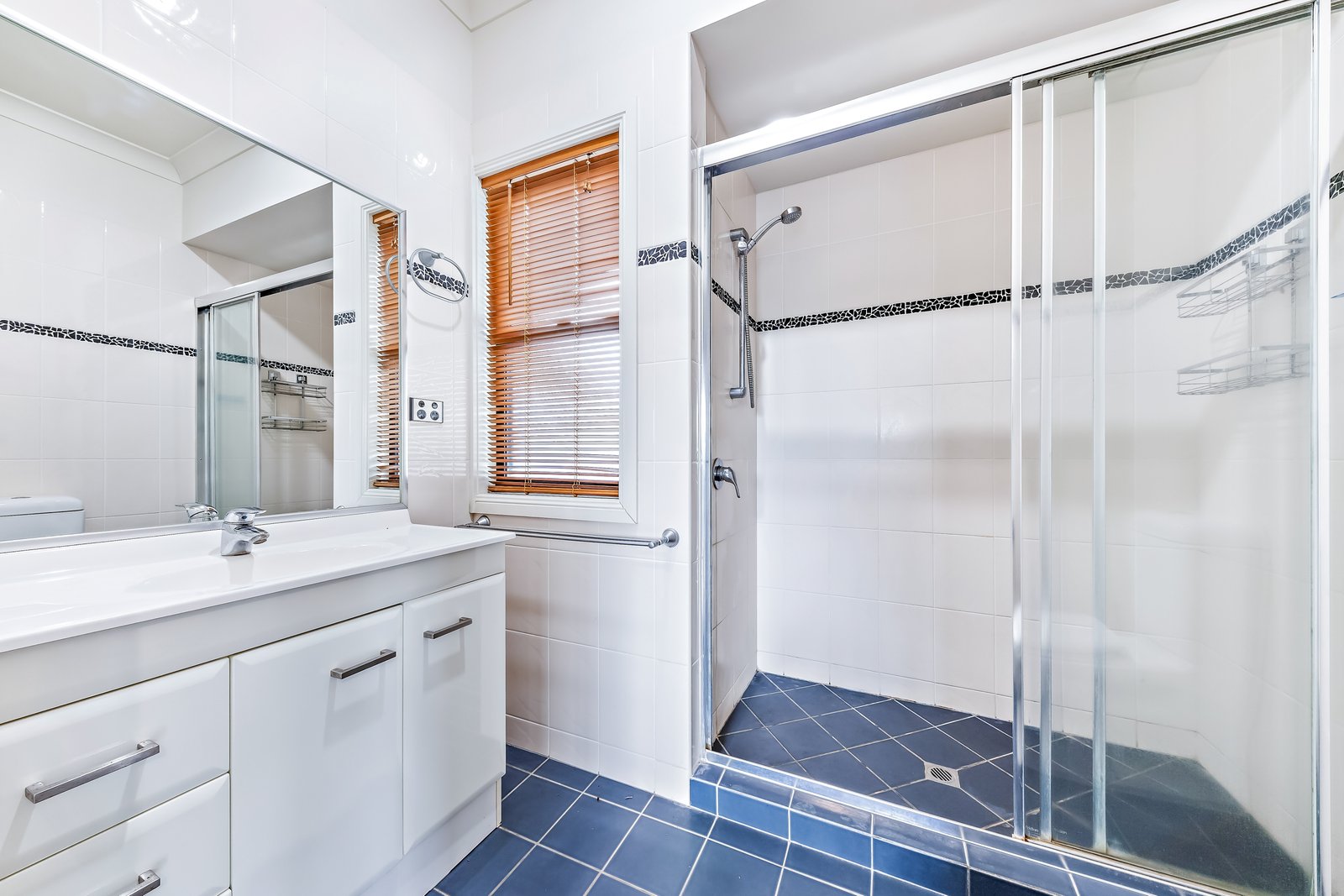 12 Links Drive CANNONVALE 7