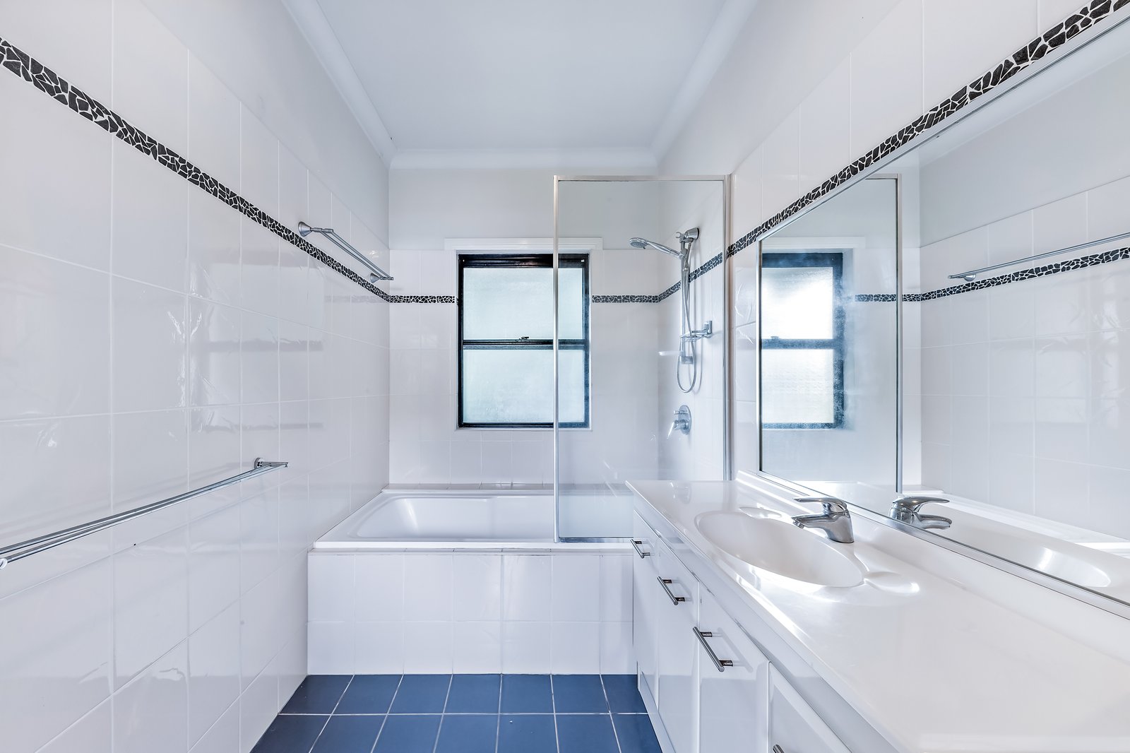 12 Links Drive CANNONVALE 9