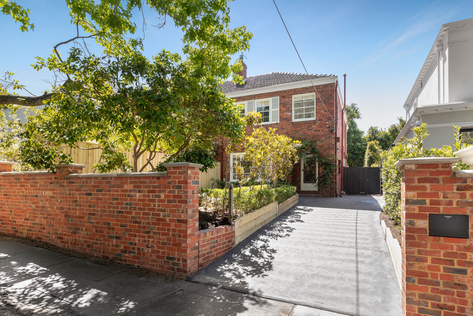 12 Lisbuoy Court, Toorak, 3142