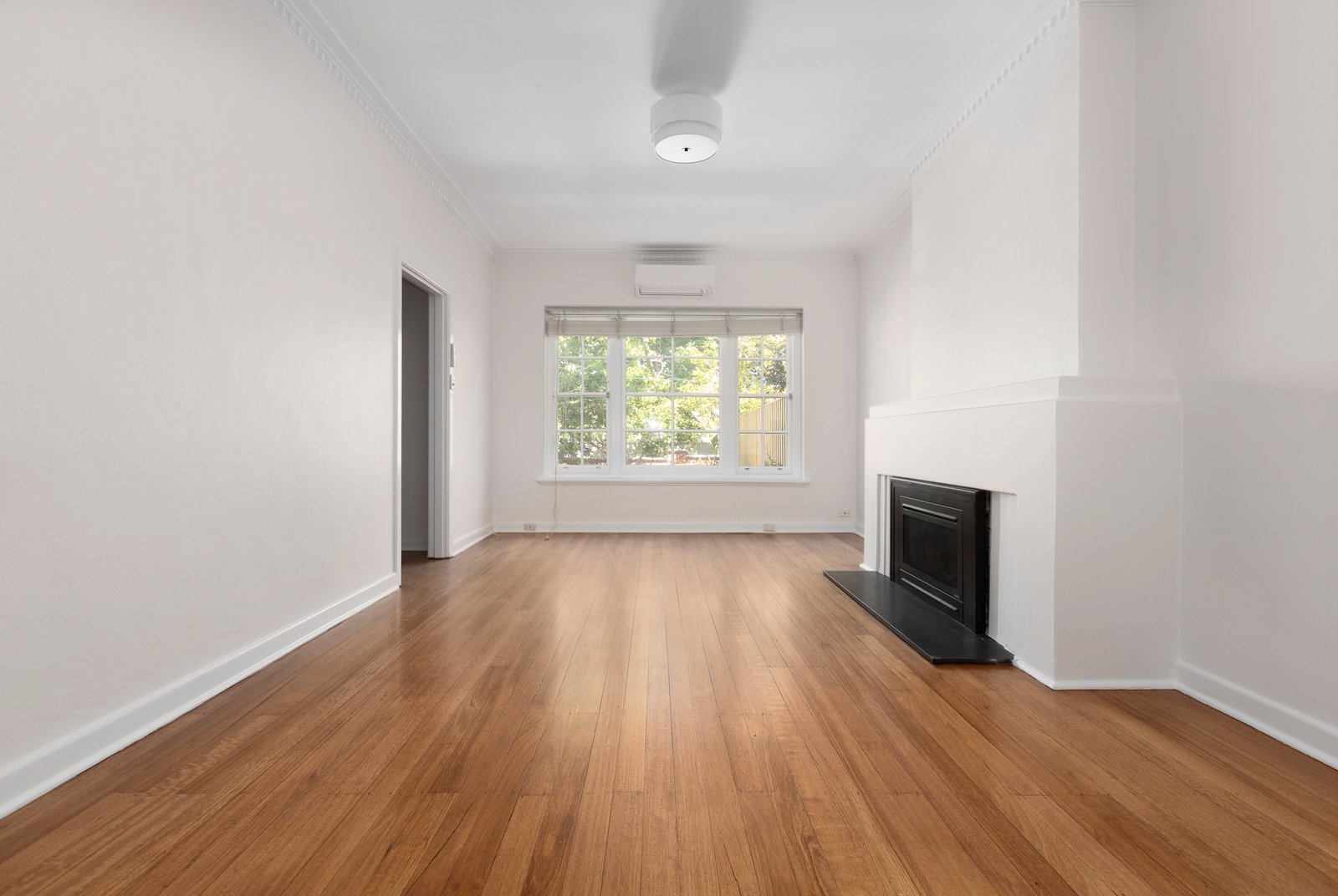 12 Lisbuoy Court, Toorak, 3142