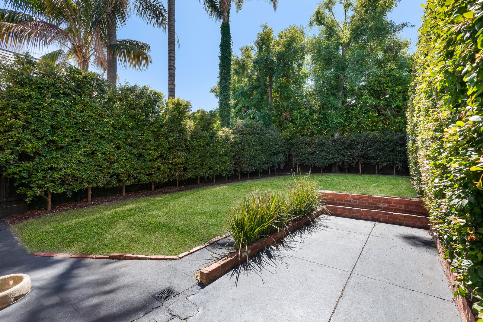 12 Lisbuoy Court, Toorak, 3142