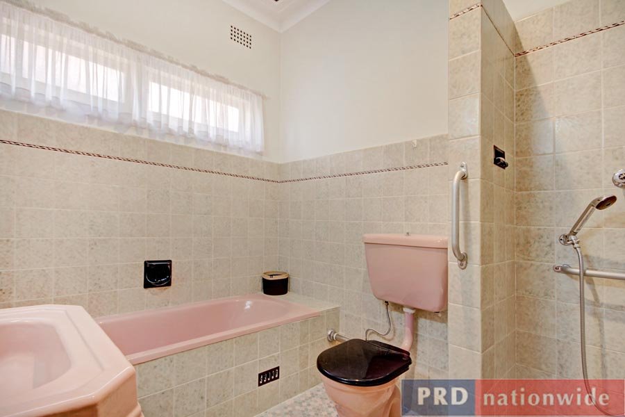 12 Lloyd Street OATLEY 10