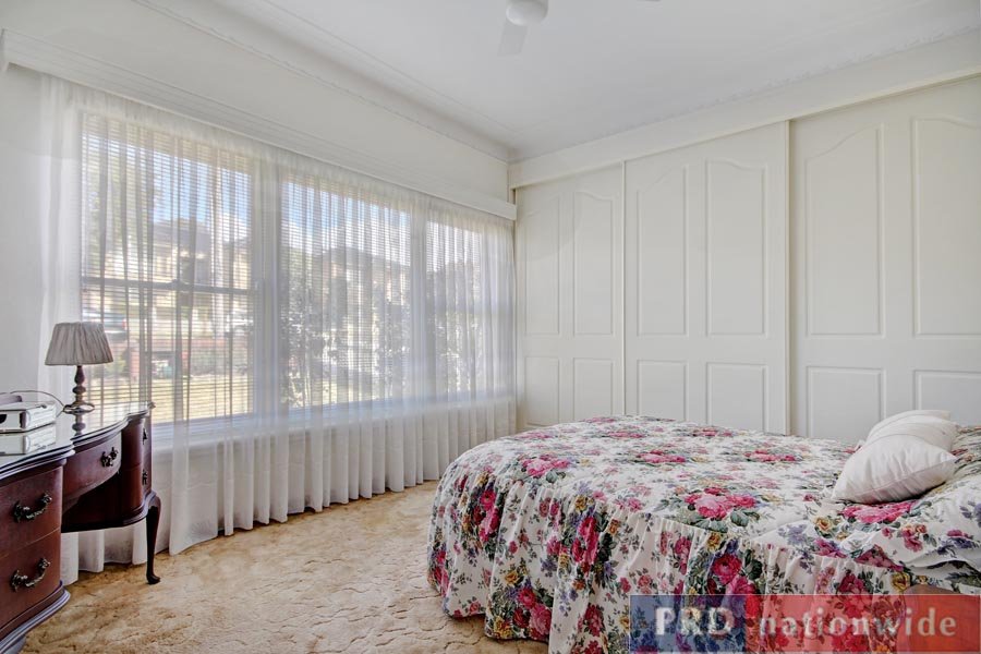 12 Lloyd Street OATLEY 8
