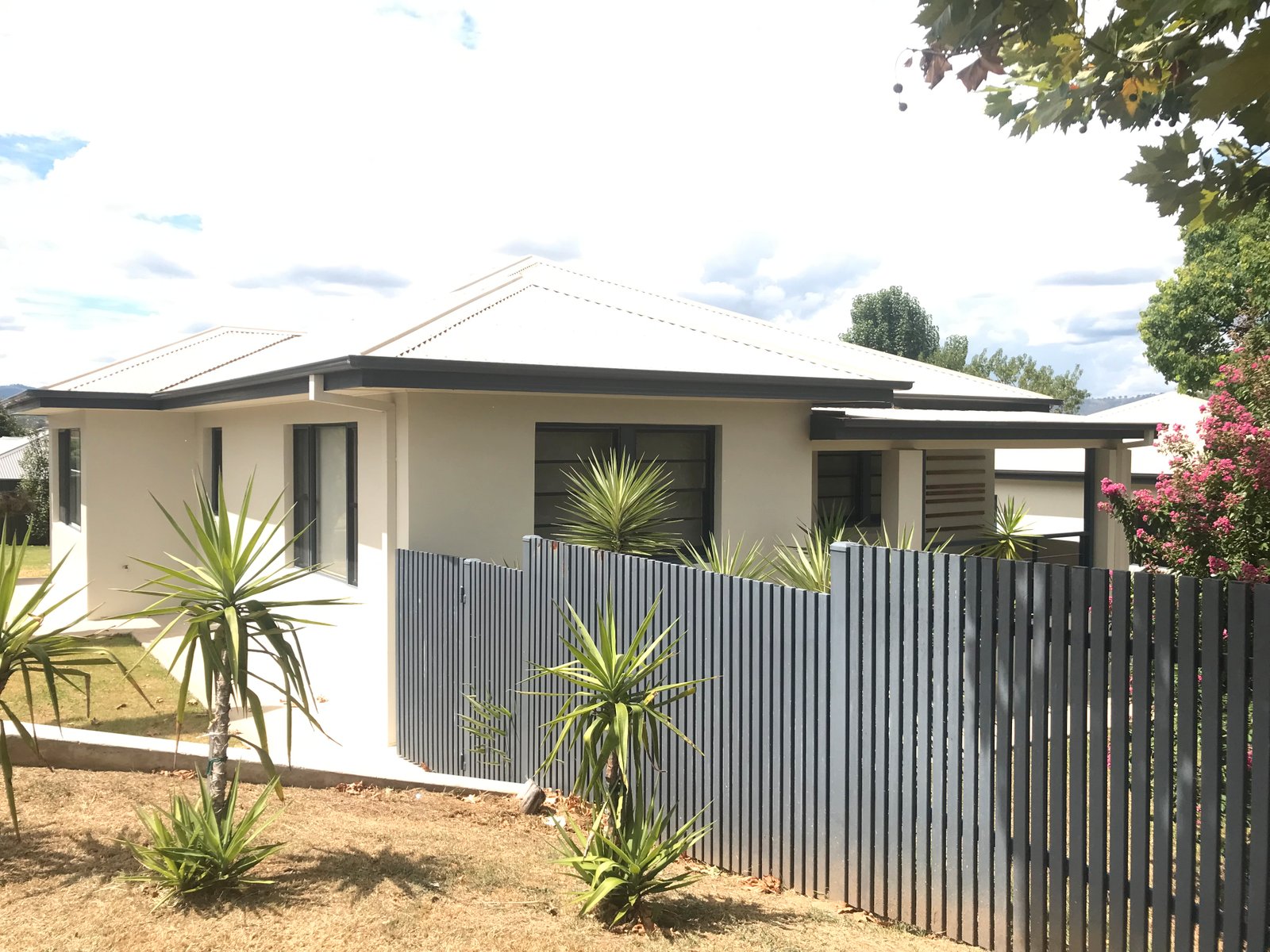 12 Lockeridge Drive TUMUT 16