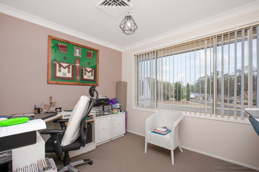 12 Lord Howe Drive ASHTONFIELD 10