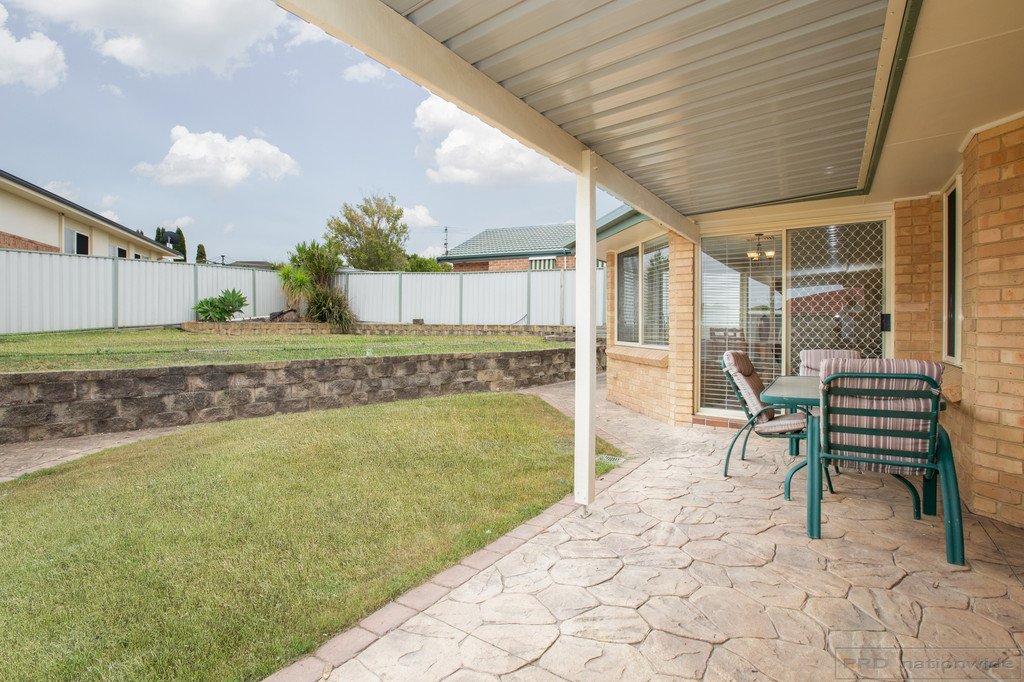 12 Lord Howe Drive ASHTONFIELD 11