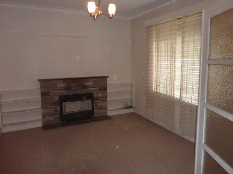 Gallery: 12 Lorraine Street