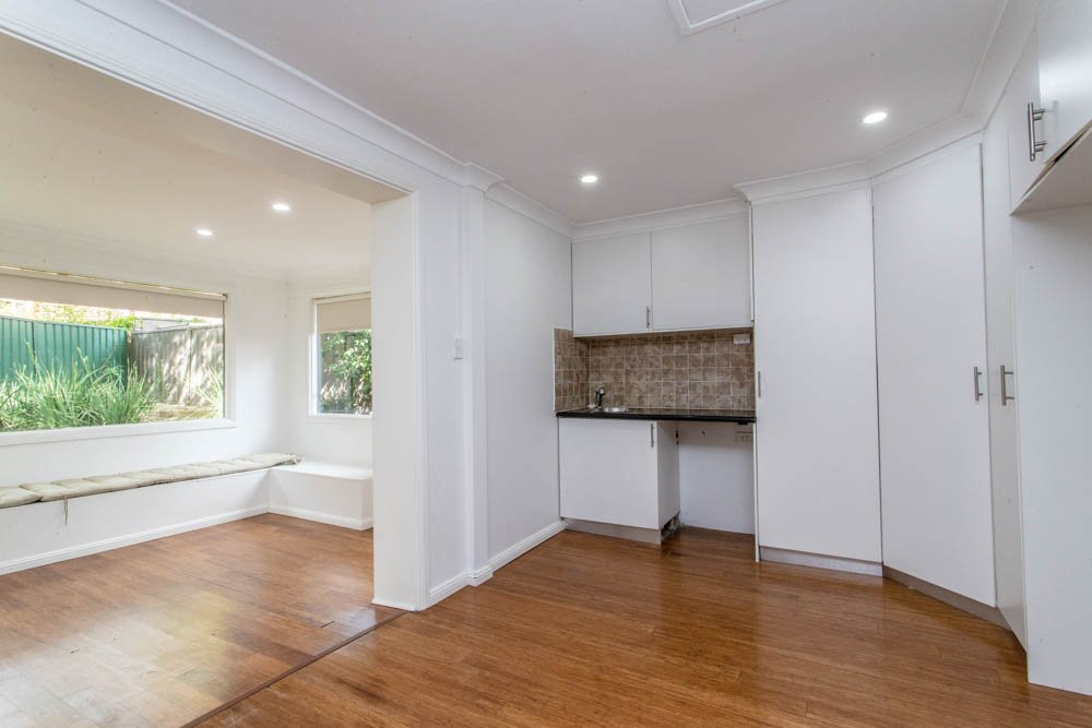 12 Lowanna Drive SOUTH PENRITH 4