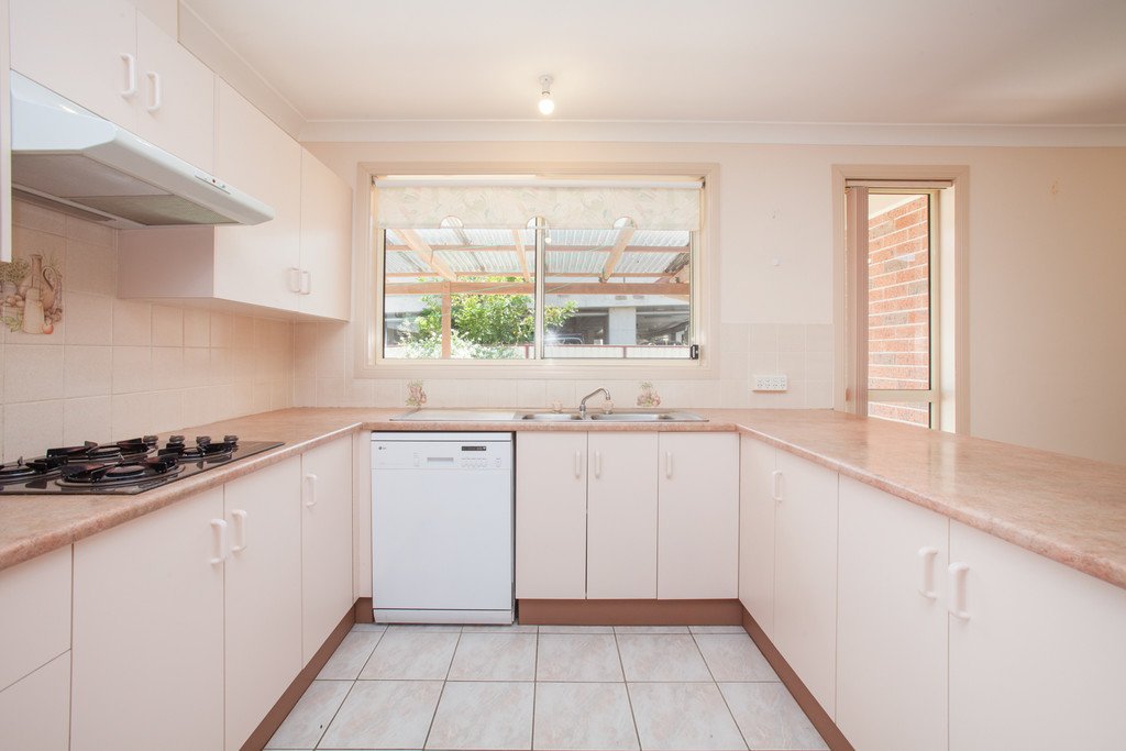 12 Luzon Street ASHTONFIELD 4