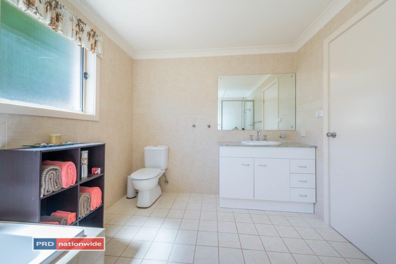 12 Lyndel Close SOLDIERS POINT 24