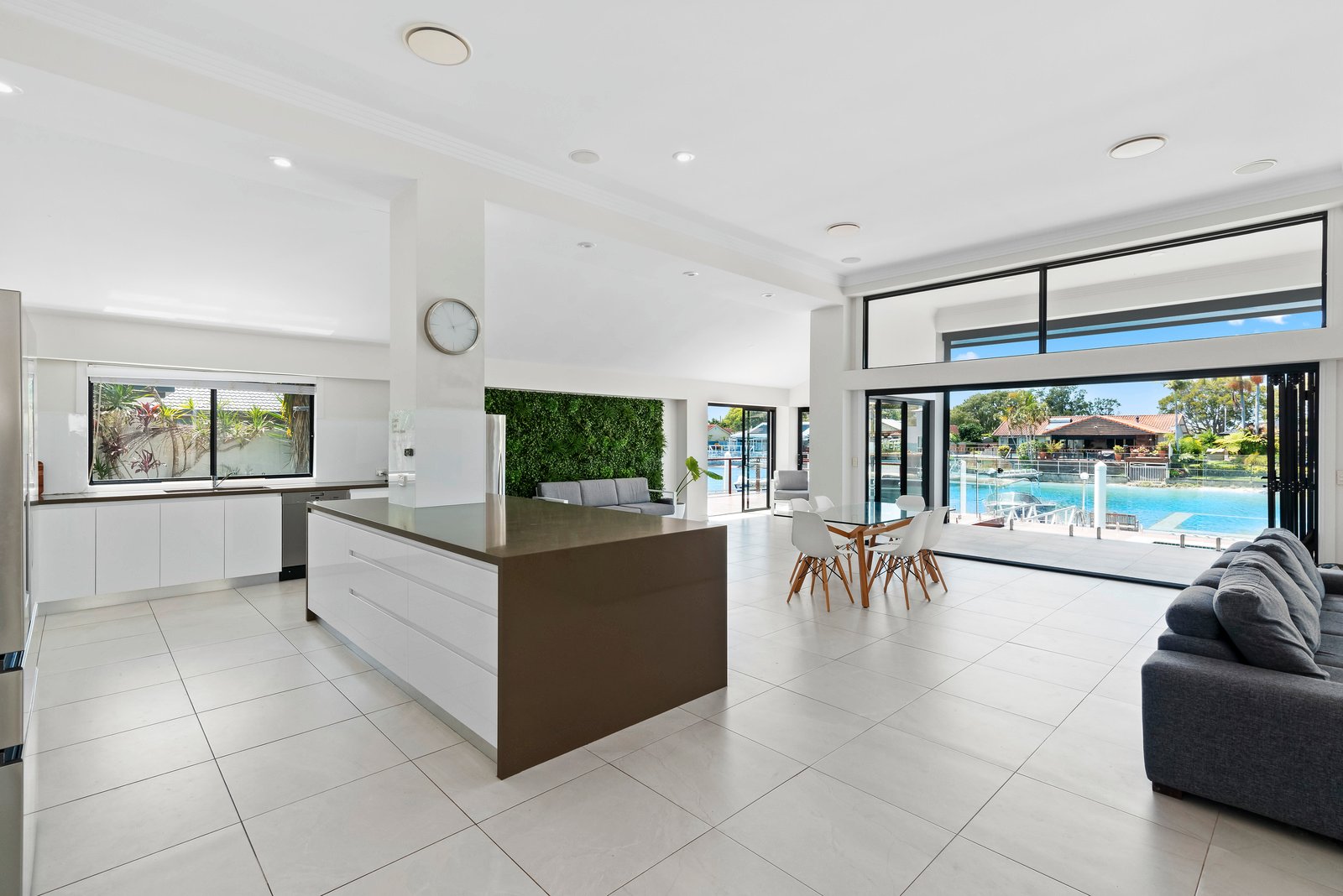 12 Mackerel Court PALM BEACH 5