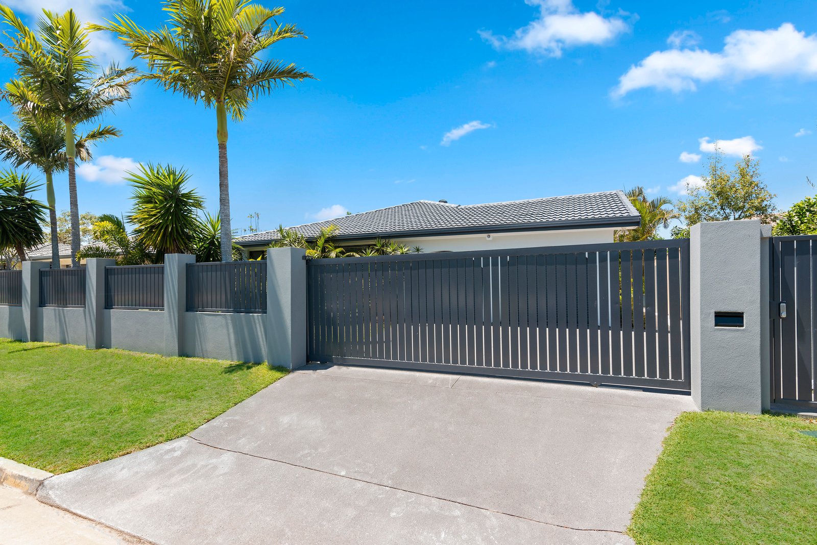 12 Mackerel Court PALM BEACH 15