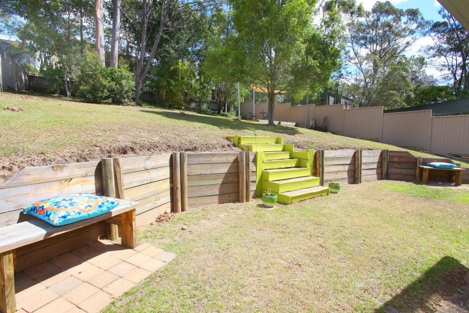 12 Macquarie Avenue MOLENDINAR 11