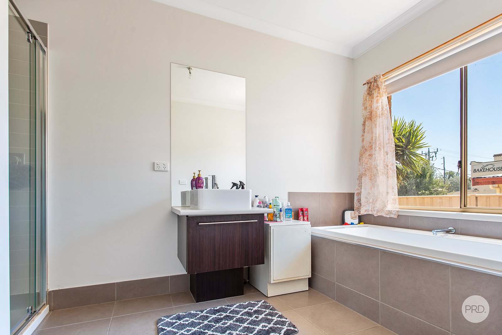 12 Main Street BRIDGEWATER ON LODDON 10