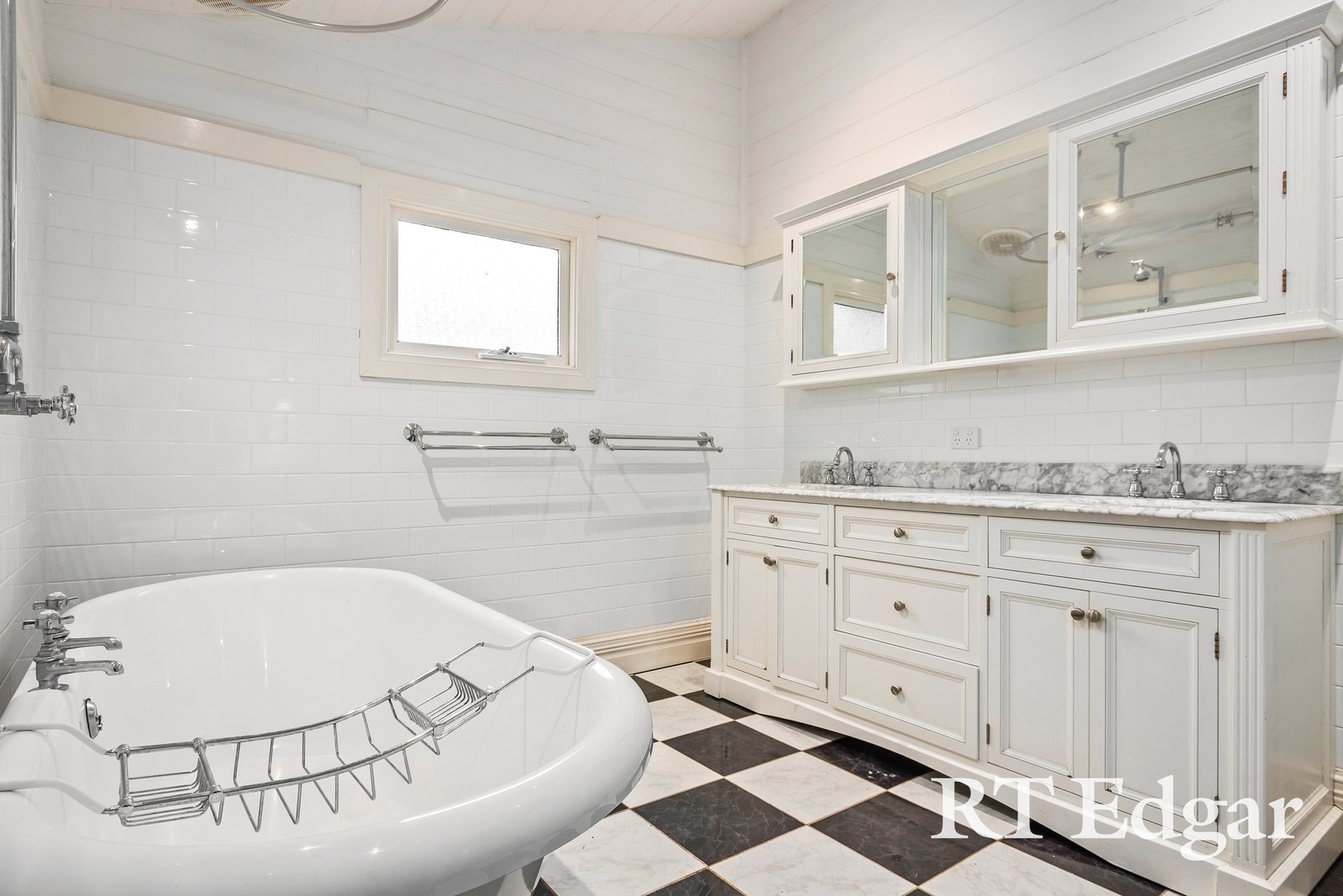 Real Estate and Property in 12 Mair Street, Kyneton, VIC