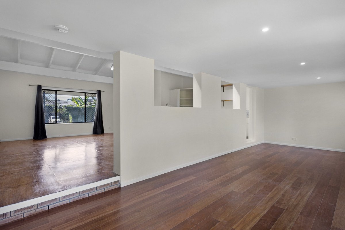 12 Maitland Street Burleigh Waters 6