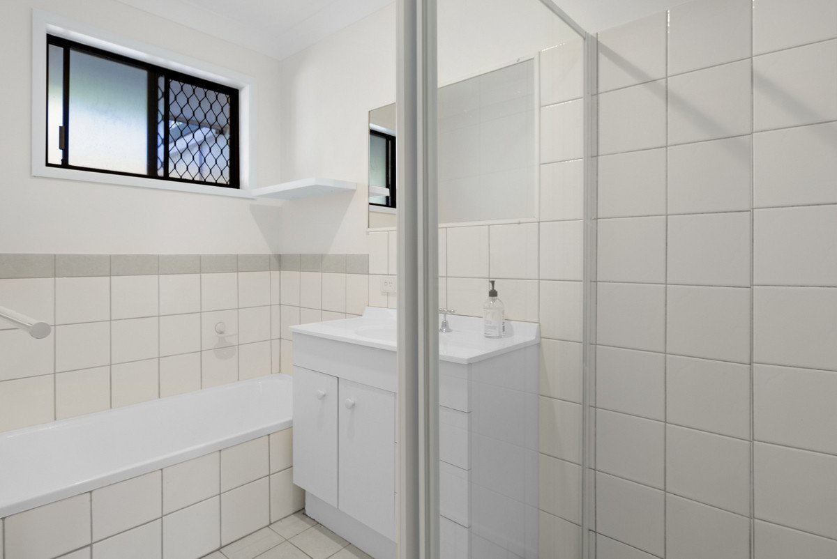 12 Maitland Street Burleigh Waters 9