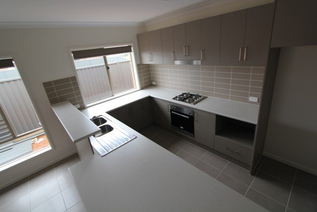 12 Matheson Street Lucas 7