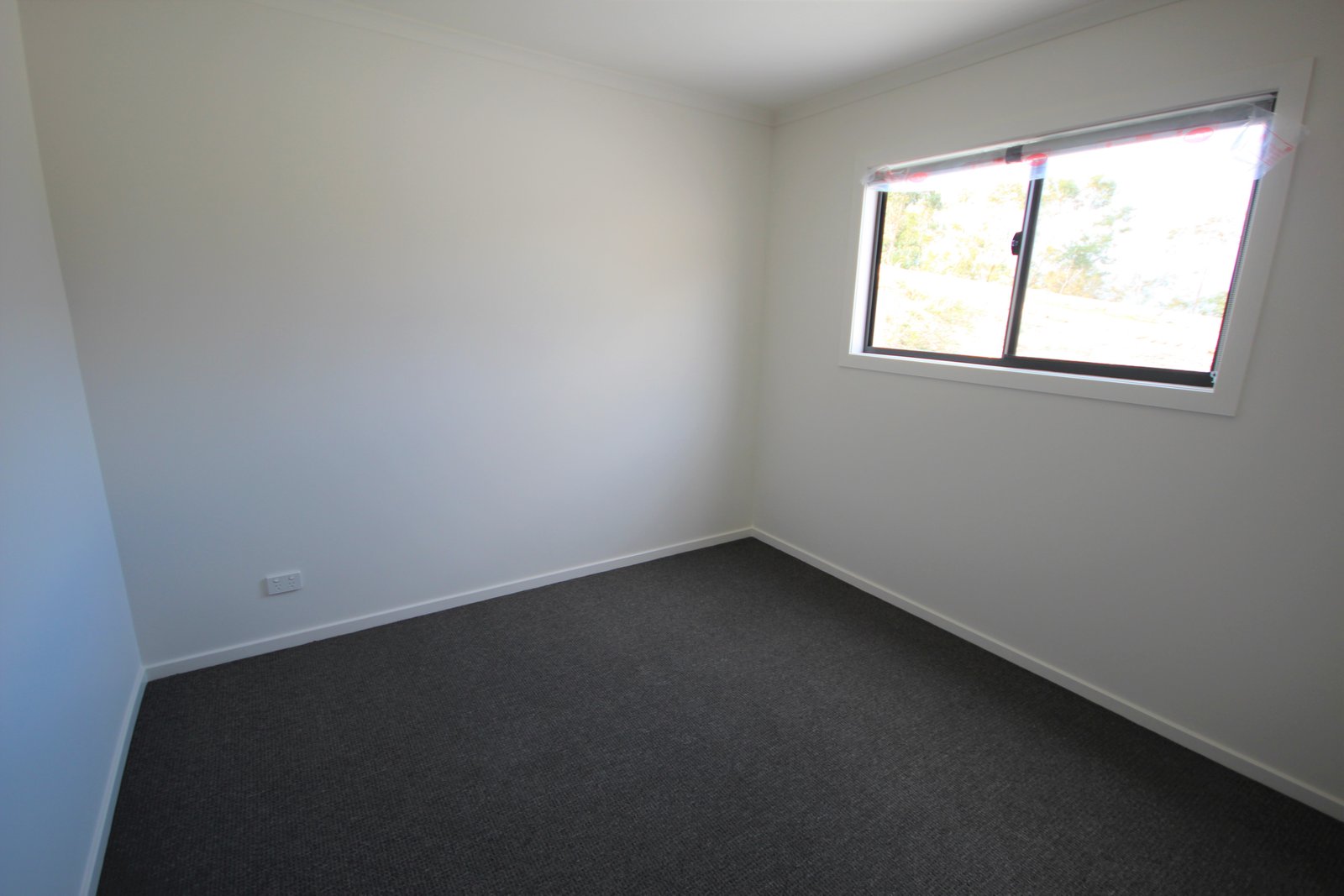 12 McGill Rise CLAREMONT 2