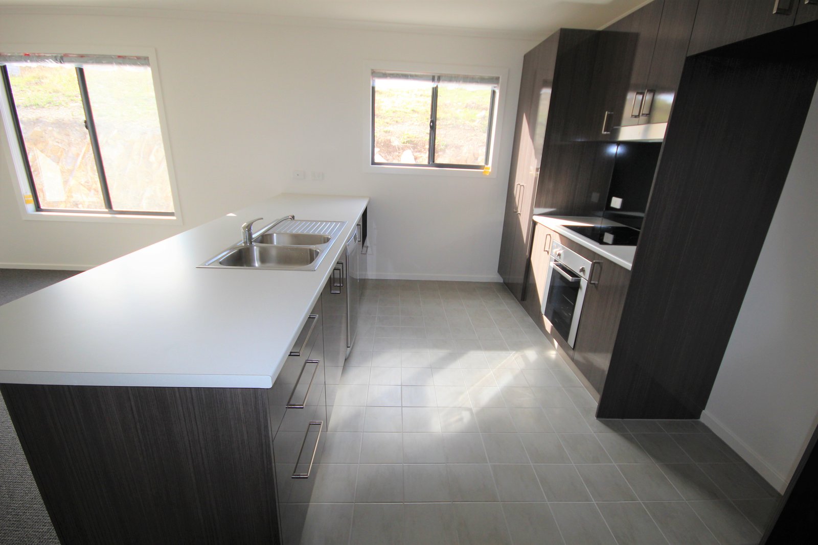 12 McGill Rise CLAREMONT 10