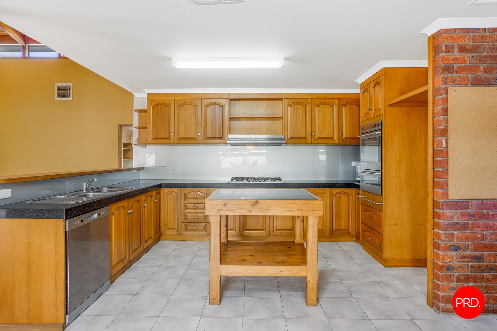 12 McInnes Street BIG HILL 8