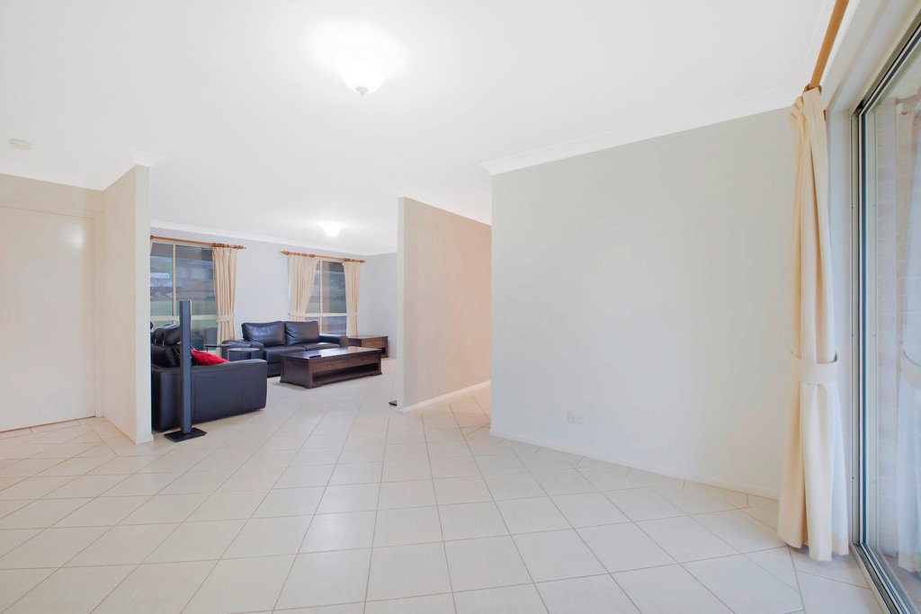 12 McKensey Street NULKABA 17