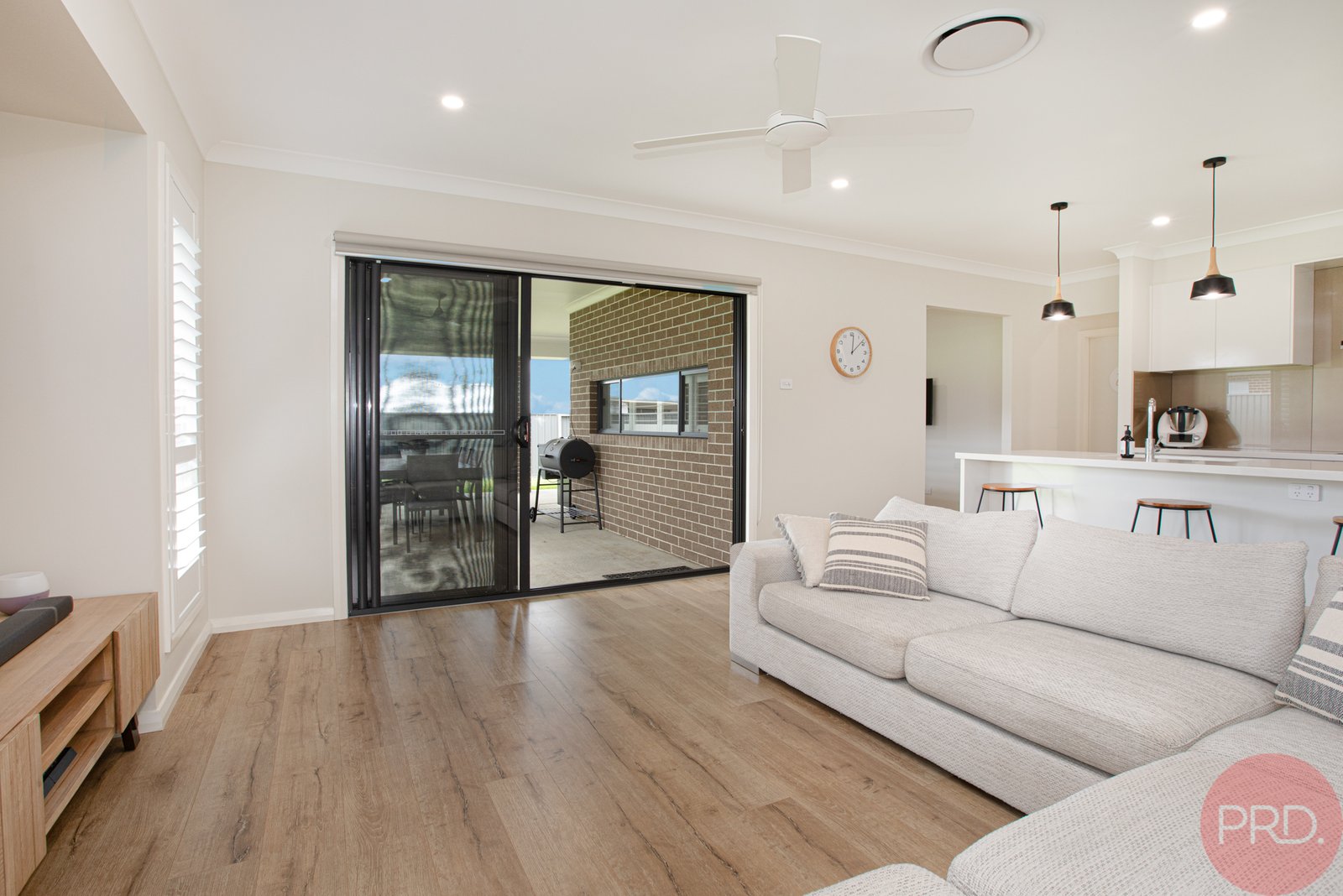 12 Medlar Circuit GILLIESTON HEIGHTS 6