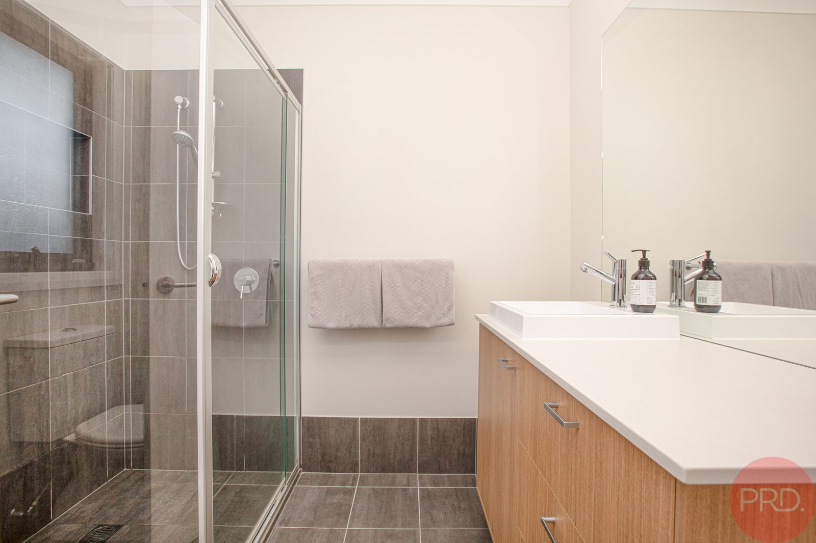 12 Medlar Circuit GILLIESTON HEIGHTS 11