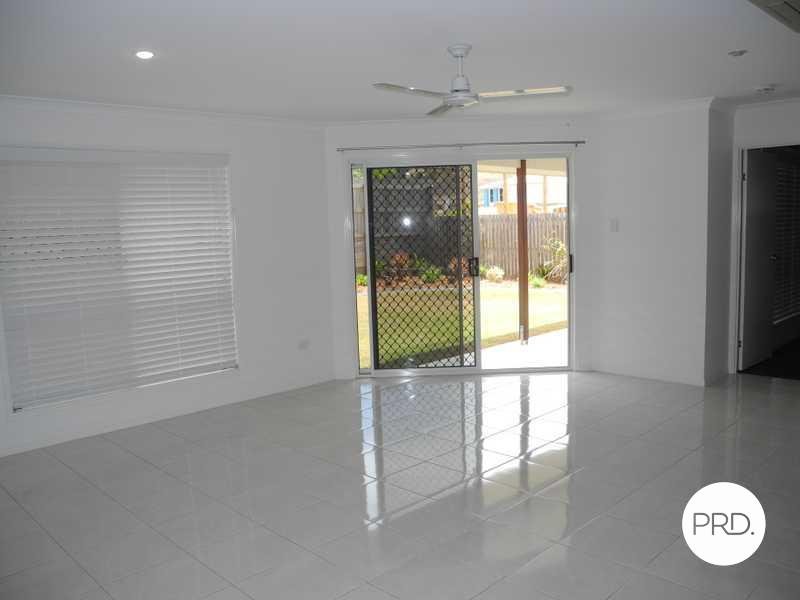 12 Melanie Court BOYNE ISLAND 7