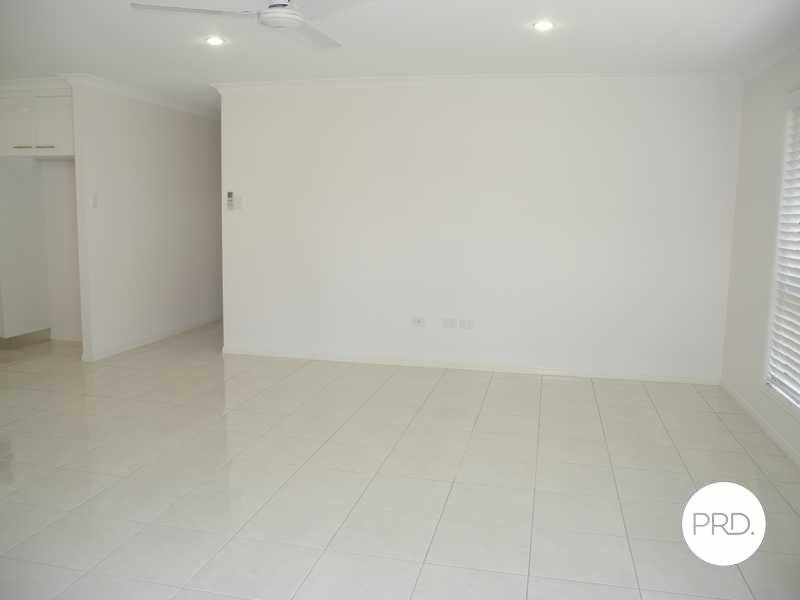 12 Melanie Court BOYNE ISLAND 8