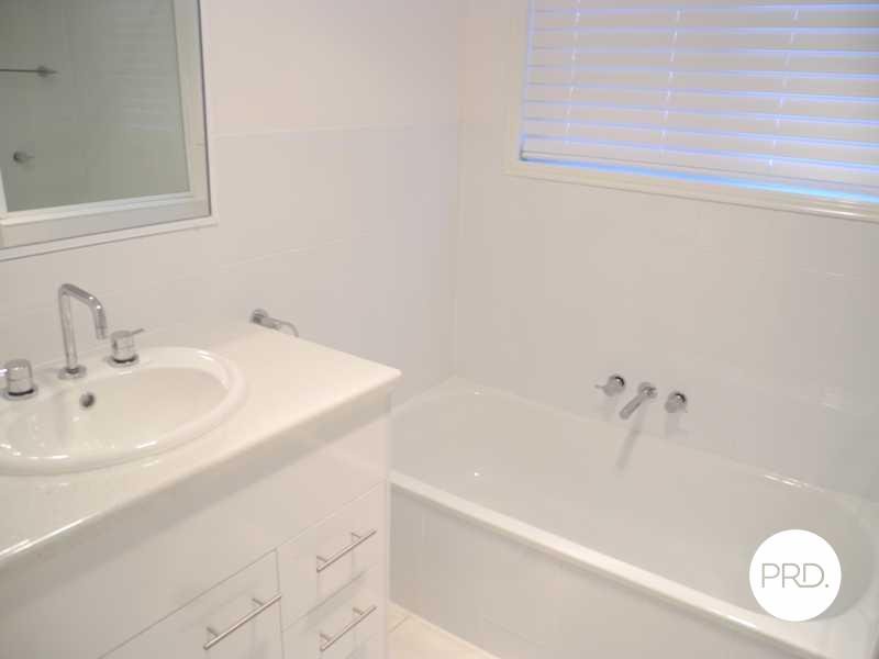 12 Melanie Court BOYNE ISLAND 9